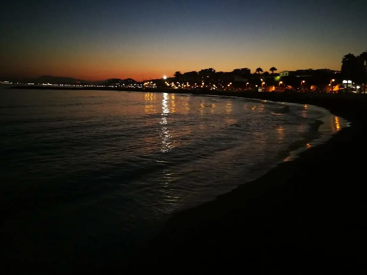 Huelintown Apartment Malaga
